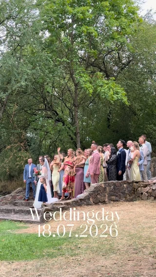 Wir liiiieeeeben es! 🤍

Unser Wasserwerk gefüllt mit Leben, Liebe und unvergesslichen Emotionen. Genau dafür wurde dieser Ort geschaffen, für wundervolle Menschen, die Ihre Liebe mit Ihren Herzensmenschen feiern und Erinnerungen für die Ewigkeit schaffen.

Mit einem individuellen Dekokonzept von @_cbevents, einem Service, der keine Wünsche offenlässt, und einem Catering, das begeistert, entsteht ein Hochzeitstag, an dem einfach alles harmoniert.

Liebe Alina, lieber Pascal – vielen Dank für Euer Vertrauen. Es war uns eine Herzensangelegenheit, Euch an Eurem großen Tag begleiten zu dürfen. Wir wünschen Euch von Herzen alles Liebe für eure gemeinsame Zukunft! 🤍

[Werbung da Nennung]
Location: @daswasserwerk 
Dekoration: @_cbevents 
Planung: @kim.eventschmiede 
___________________________________________
#realweddings #eventmanagement #design #weddingday #daswasserwerk